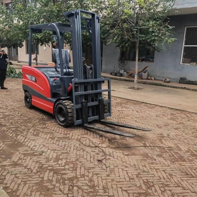 2000 kg Gewicht Teleskop-Forklift-Hofplattform für alle Felder und Selbstbelastung