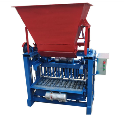QT10-15 Vollautomatische Zementziegelmaschine in Ghana für 400*120*200 mm Ziegel