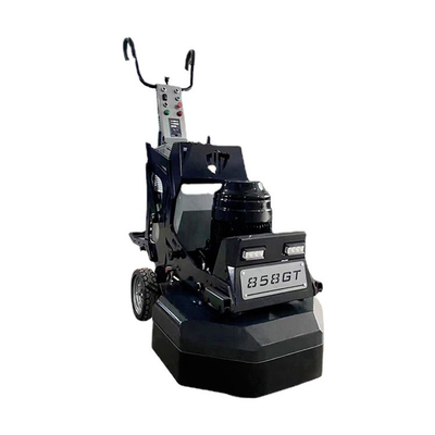 Betonmaschine im Produktionsbetrieb mit Diamantschleifscheiben