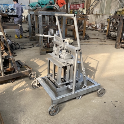 Kleine mobile Ziegelmaschinen für die Ziegelverarbeitung 1100*1000*1600mm