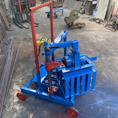 Maschine zur Herstellung von Betonblöcken mit vielseitiger Vibration 75KN