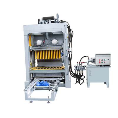 Brick Press Machine Einfache Bedienung für Block Produktionslinie in 5000*1650*2200mm Größe
