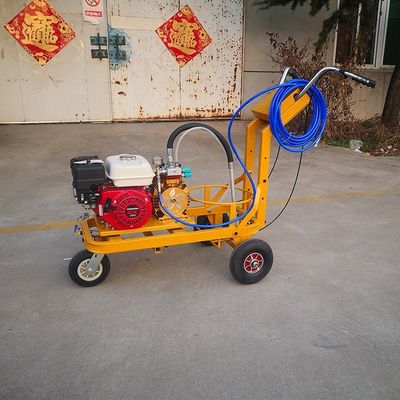 Maschine zur Markierung von Parkflächen auf Asphaltpflaster mit Handdruck mit Ein-/Doppelsprühpistole