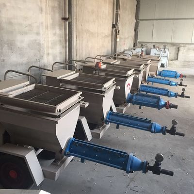 Einfache Wartung 1000m2 pro 8 Stunden Mehrfunktions-Plunger-Mörtel-Zement-Gips-Sprühmaschine