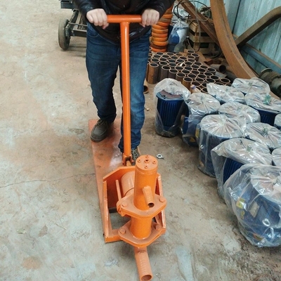 1.1*0.3*0.55m Größe Zement Mörtel Hand Beton Spritzgusspumpe mit 12 Monaten