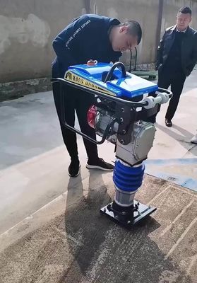 220v/380v Spannung Handheld elektrischer Verdichter 75 kg Straßenbeet Rückfüllung Bodenwirkung Verdichter