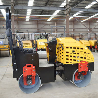 1 Tonne Hydraulikantrieb Fahrt auf Asphaltreifen Straßenrollenvibrator 740*530mm Radgröße