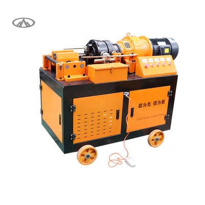 Automatische Walzmaschine mit Schraubdraht für Stangschrauben 16-40 mm Reichweite 7,5 kW Leistung