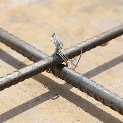 12V 4500mAh Elektro-Rebar Tier Bindungsgewehr mit 2 Stück Batterie und 1 Stück Bindedraht-Kit